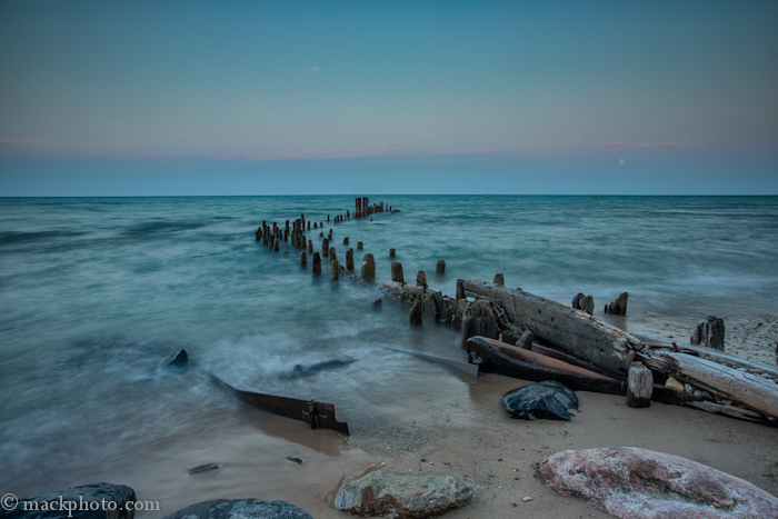 Moonrise, Lighthouse Beach